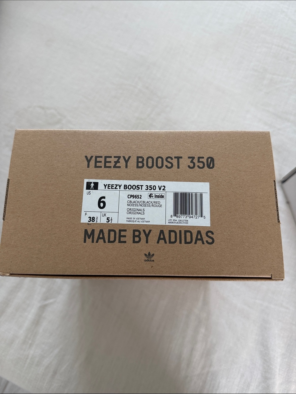 adidas Yeezy Boost 350 V2 sneakers men size 6 women 7.5